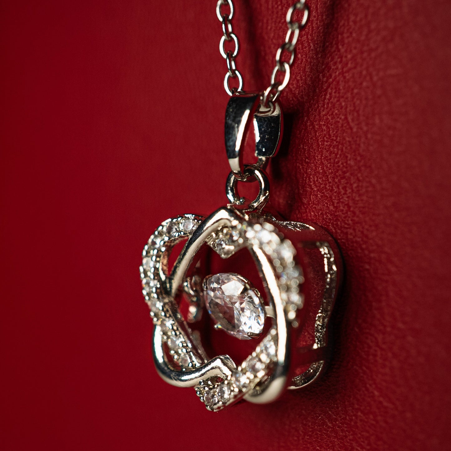 Schmuckkette aus Silber für Frauen – Loraventi Amoréa Design mit feinem Glanz